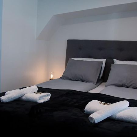 شقة Cozy Penthouse Loft - Near The Airport فانتا المظهر الخارجي الصورة